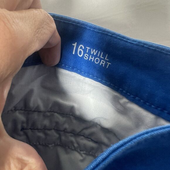 Lot Of 2- Old Navy 4’ Size 16 Twill Shorts Blue & Tan Casual Vacation Comfort - Picture 4 of 7